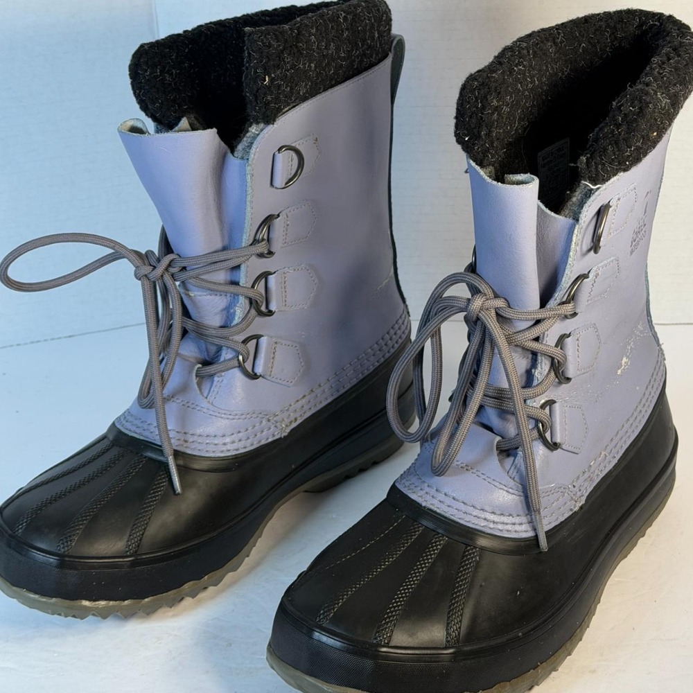 Women's size 10 waterproof boots